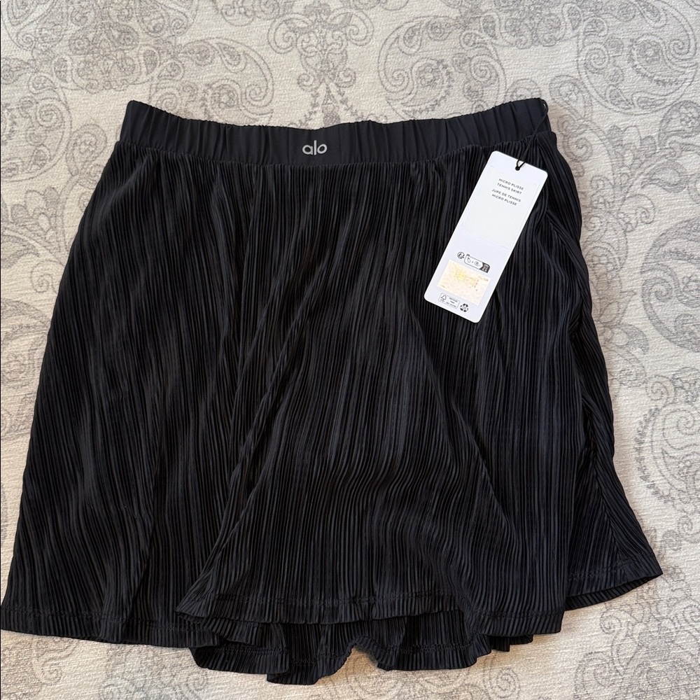 Alo Micro Plisse Black Pleated Skirt